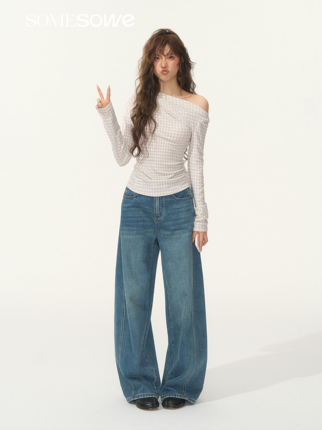 SOMESOWE S2508260 Velvet plaid diagonal shoulder pleated long sleeved T-shirt