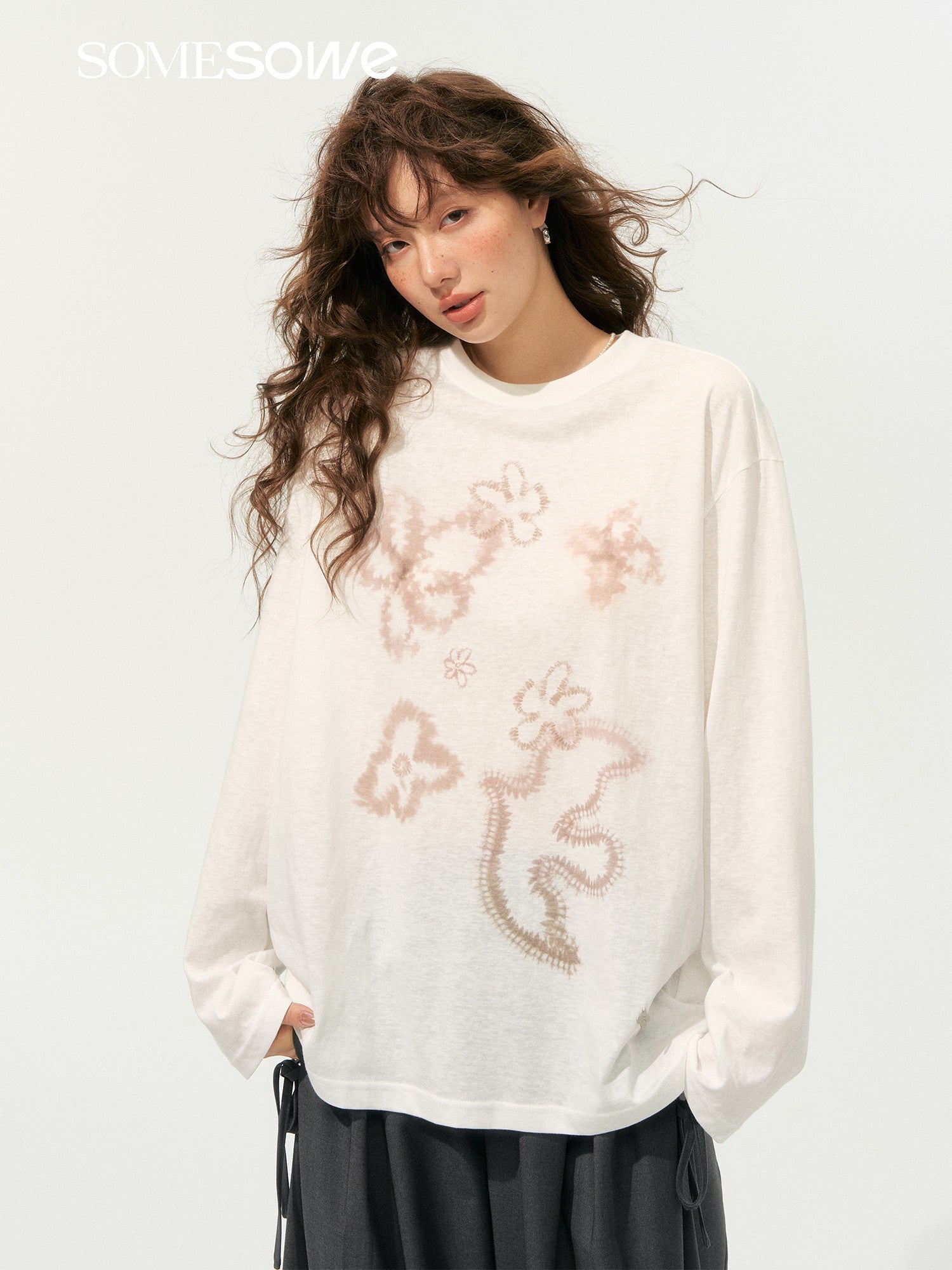 SOMESOWE S2508201 Love and peace long sleeve T-shirt