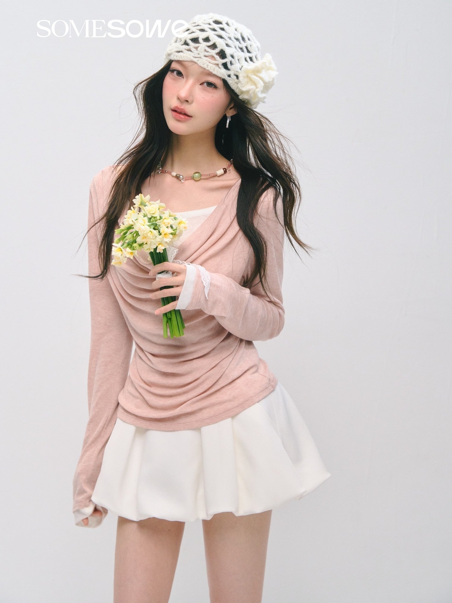 SOMESOWE S2509021 Fake Two Swinging Collar Waist Long Sleeve T-shirts