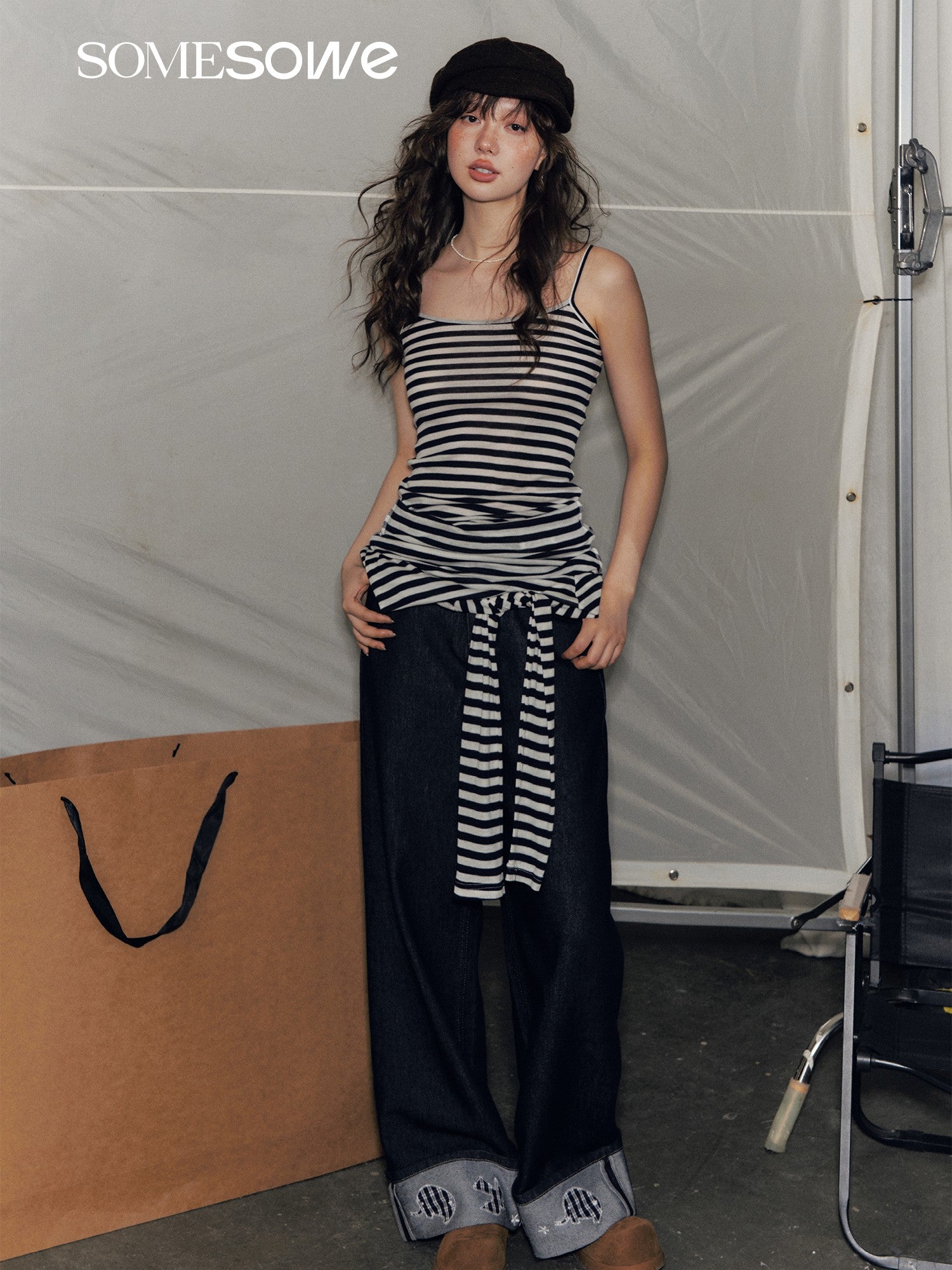 SOMESOWE S2508188 Striped off shoulder long sleeved T-shirt