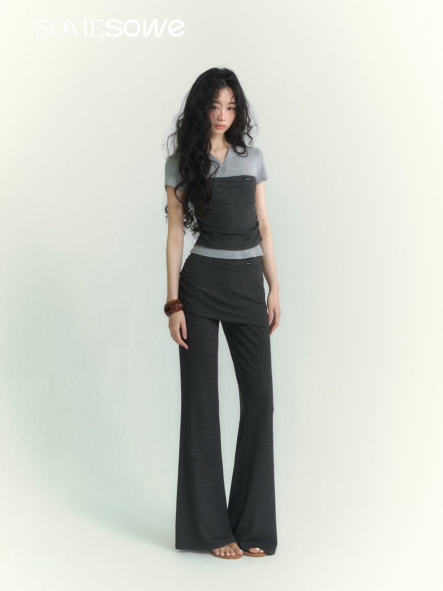SOMESOWE S2609063&amp;S2609064 Fake two piece strapless fake V-neck short sleeves + pants