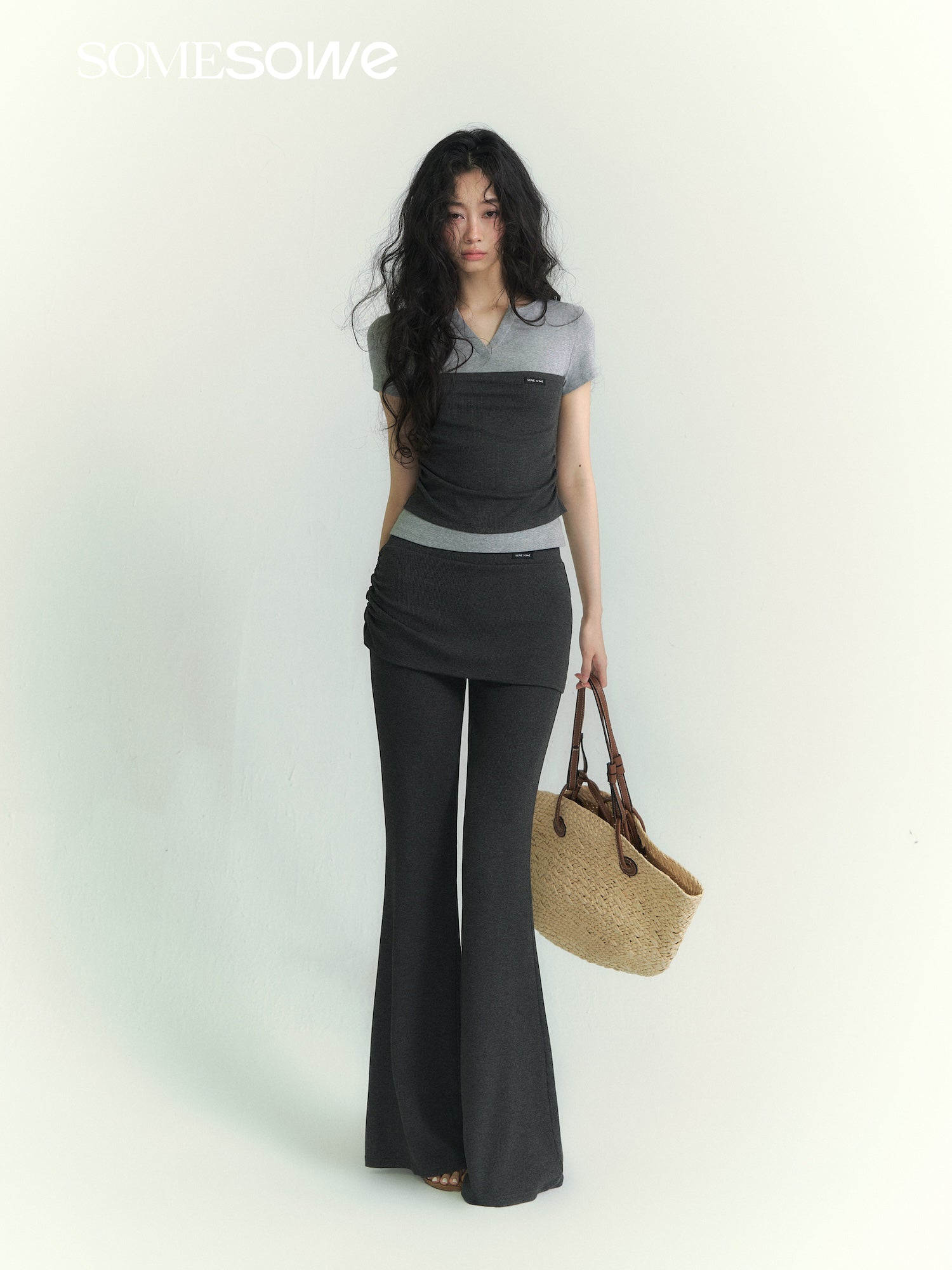 SOMESOWE S2609063&amp;S2609064 Fake two piece strapless fake V-neck short sleeves + pants