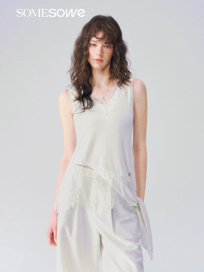 SOMESOWE S2609104 Irregular lace V-neck sleeveless top