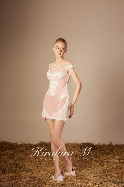 Kirakira.M K121150 &quot;Wonderlust&quot; Pick velvet with lace dress