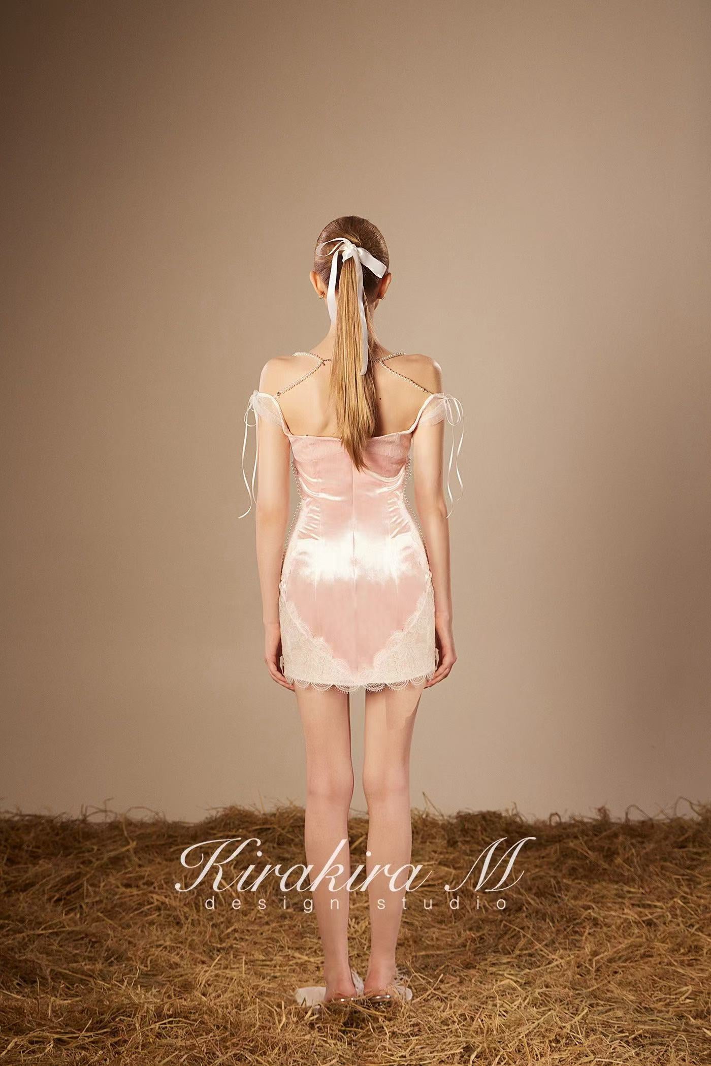 Kirakira.M K121150 &quot;Wonderlust&quot; Pick velvet with lace dress