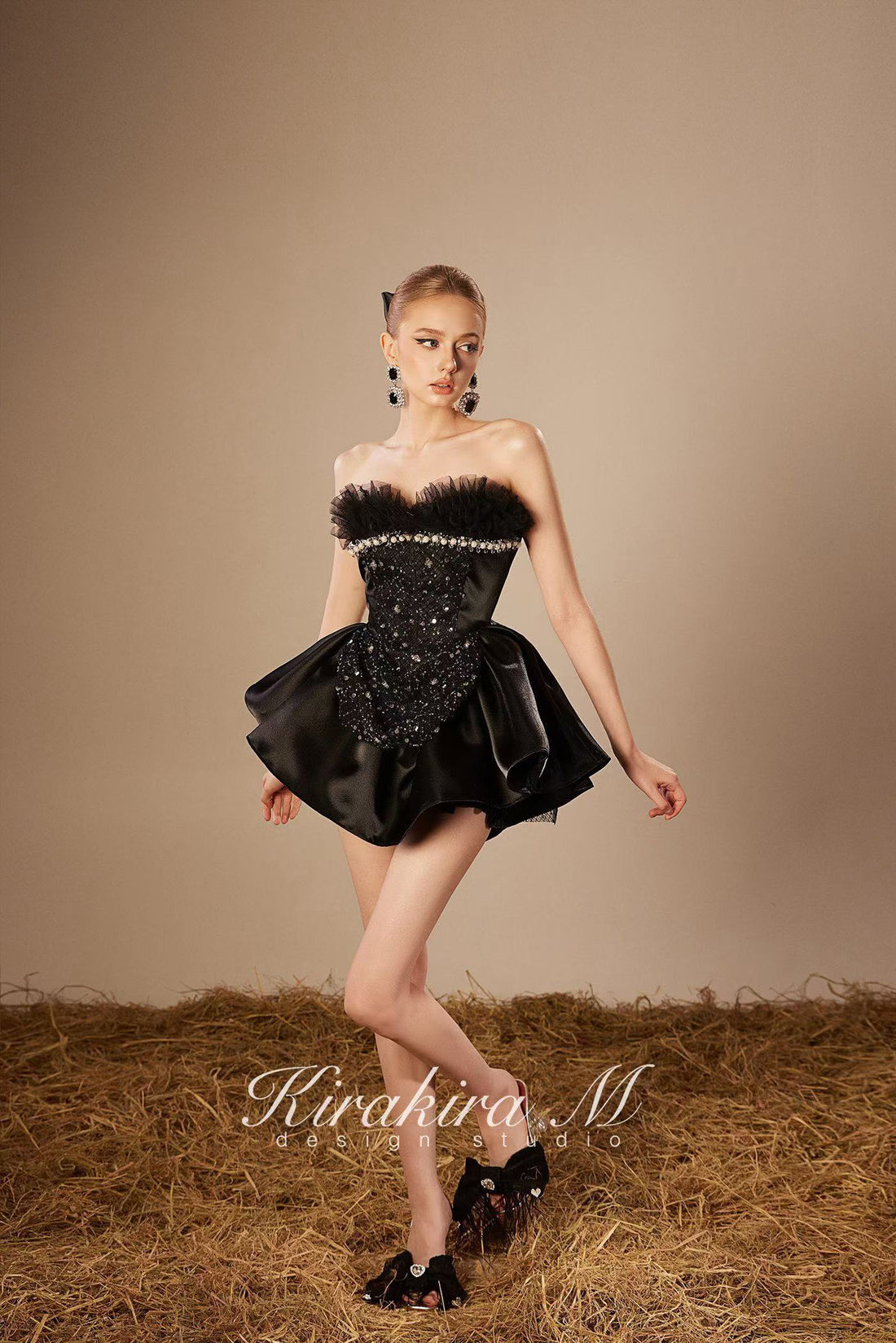 Kirakira.M K121147 &quot;Wonderlust&quot; Black Layer of lace tutu-dress