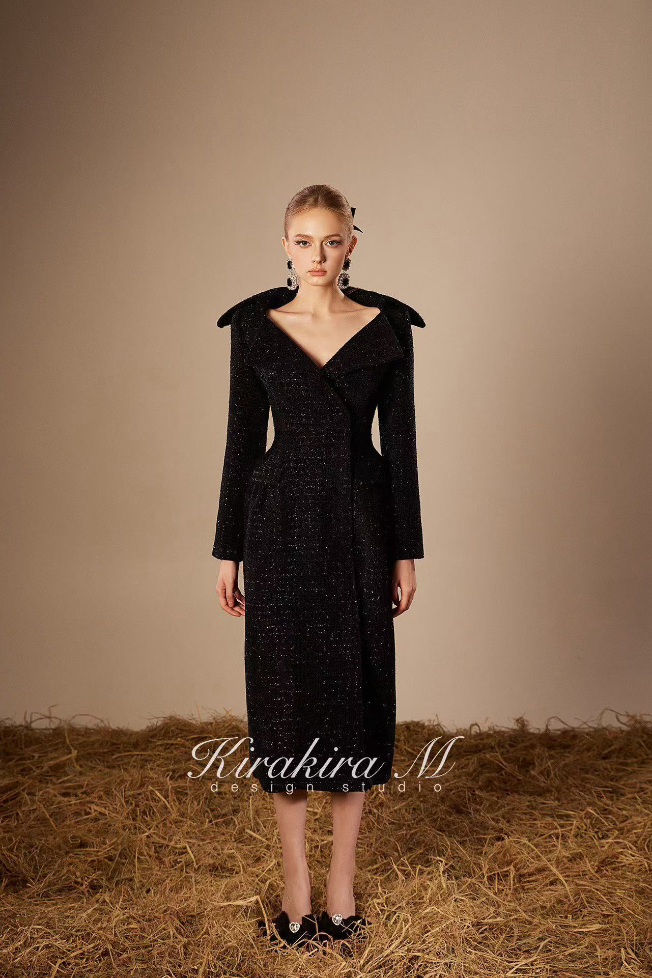 Kirakira.M K121155 &quot;Wonderlust&quot; Black wool long coat