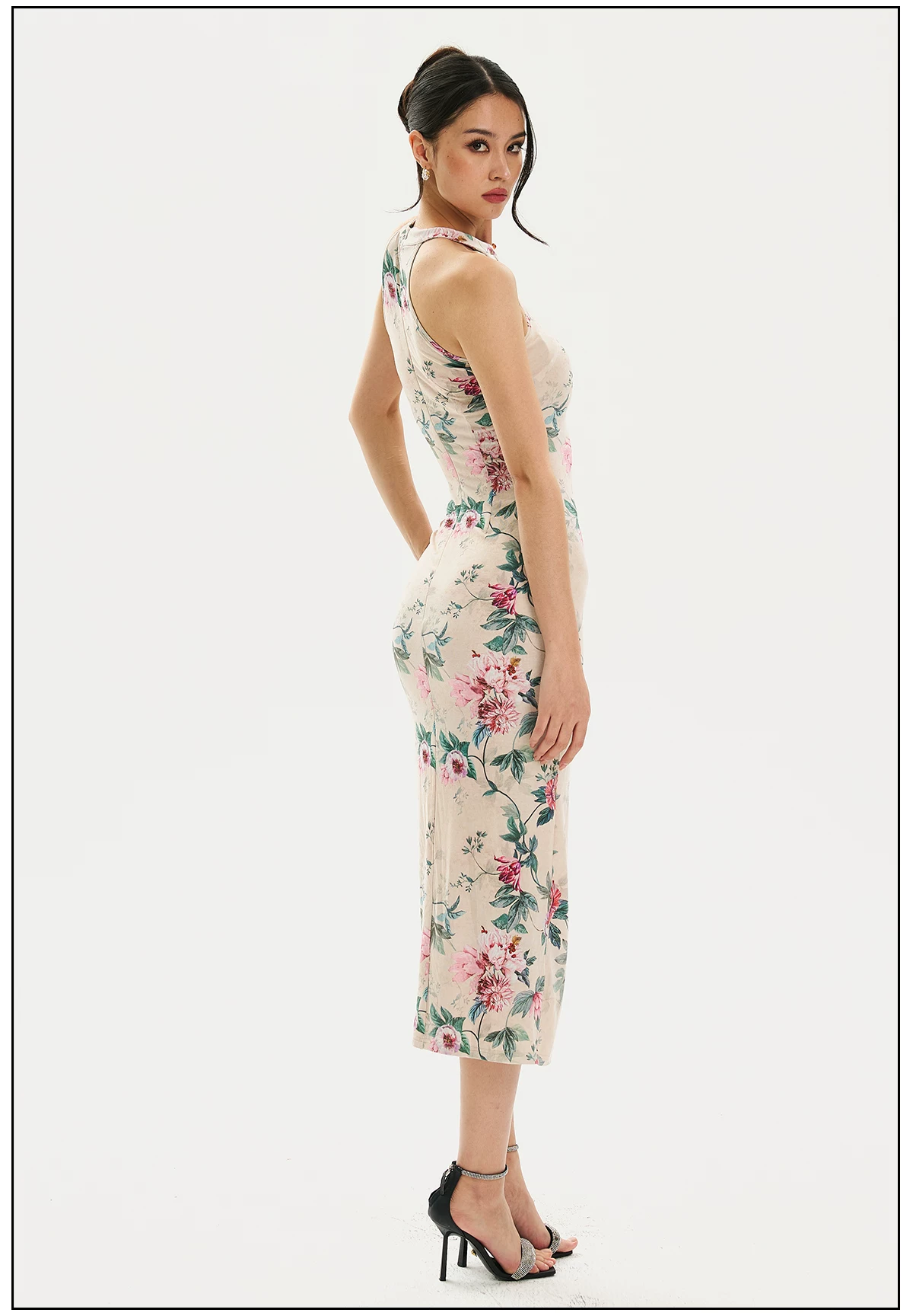 FIND YA WINGS Floral Shadow Halter Midi Cheongsam
