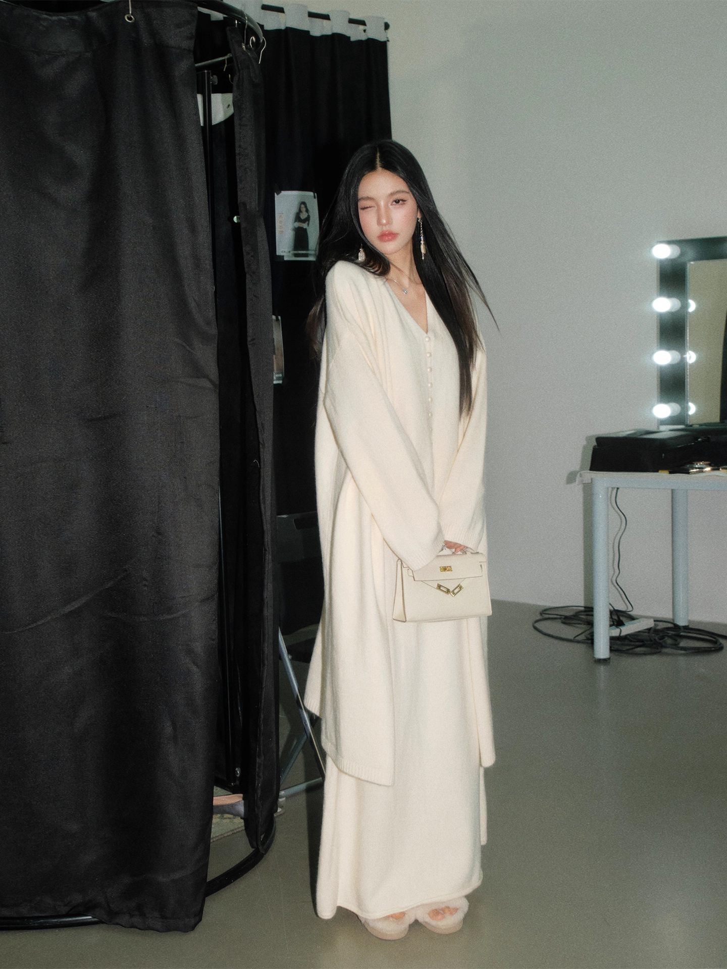 OLIVIA DUO DKS25344 Pearl-Buttoned Knit Coordinated Set