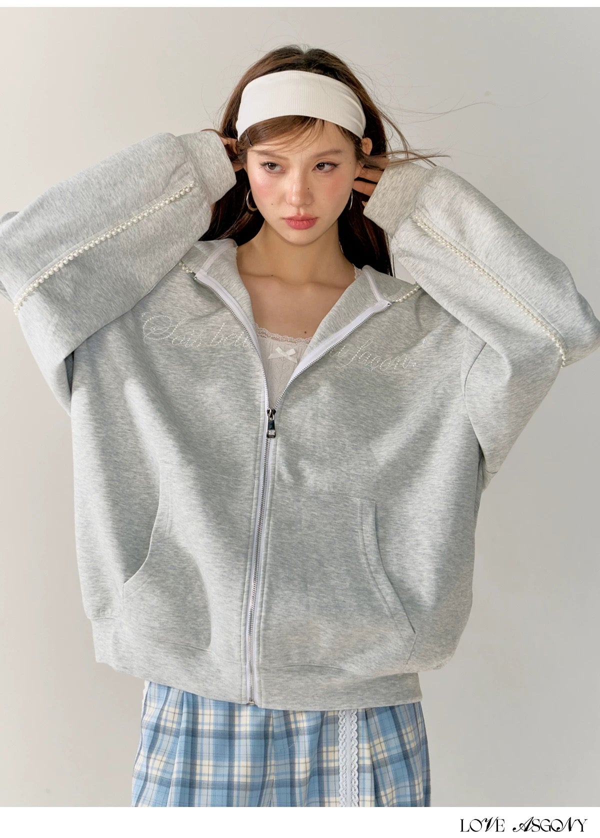 AsGony Grey Oversized Pearl Hoodie