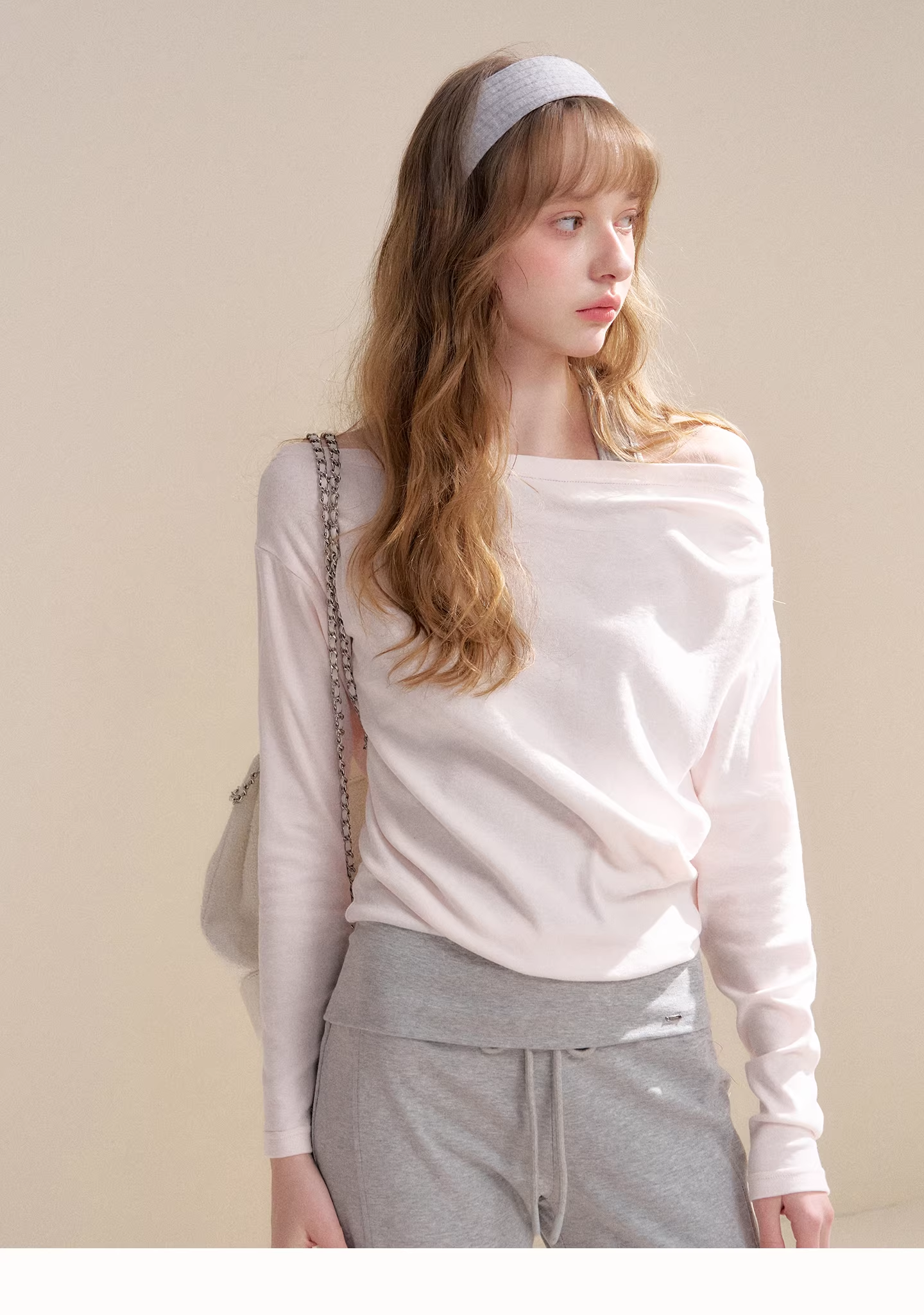 Kroche KZY8071&amp;KZY8072 Off shoulder contrasting T-shirt + pants