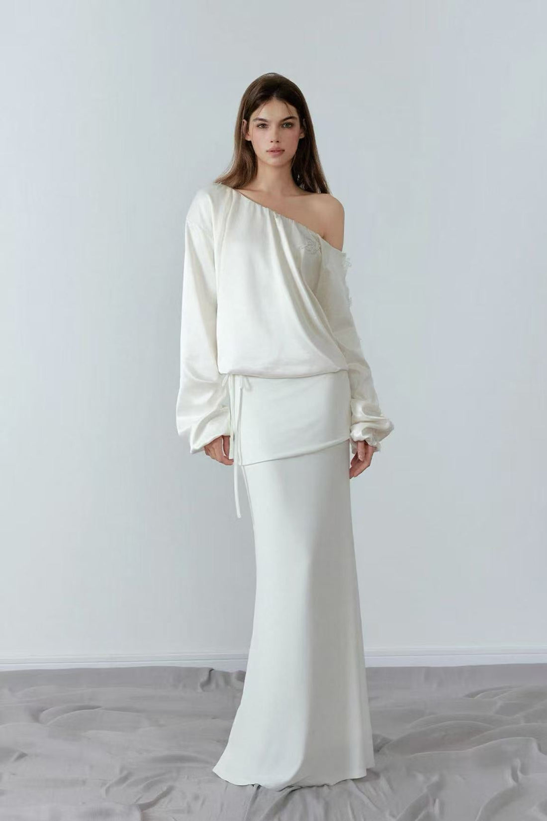 NONCESTNON N223 Satin one shoulder hoodie