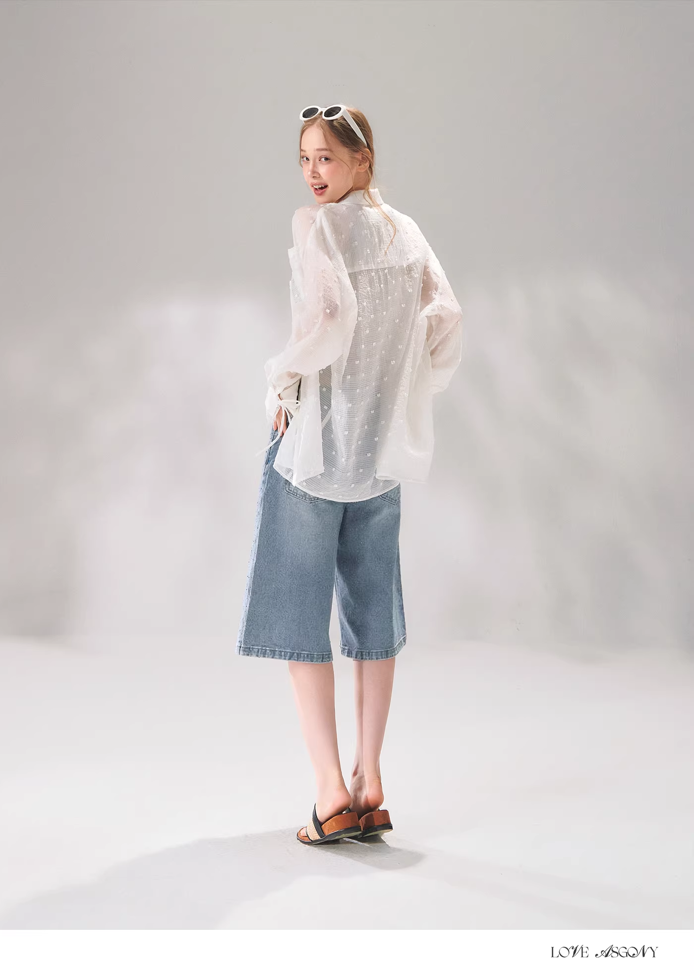 AsGony ASG26070 Rhinestone washed wide leg denim cropped pants