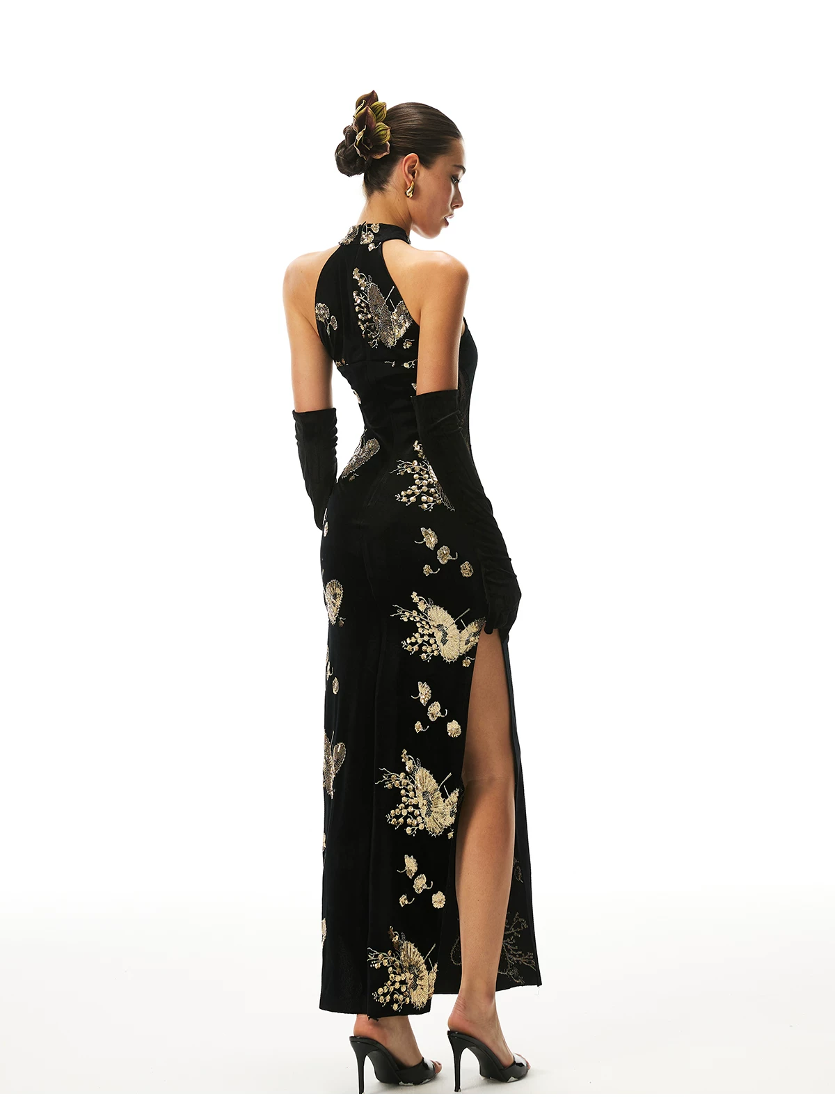 FIND YA WINGS Velvet Halter Beaded Cheongsam