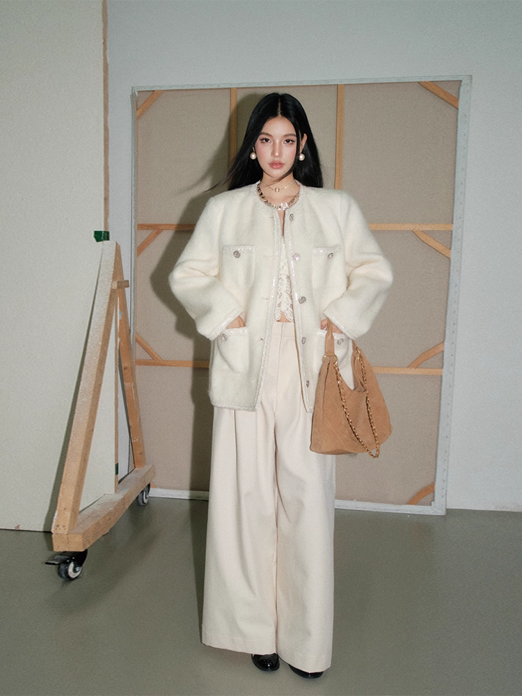 OLIVIA DUO DWT25418 Oversized Straight-Line White Bouclé Jacket