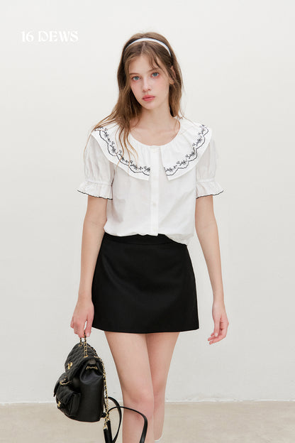 16DEWS 16D26362 Contrast Embroidered Puff-Sleeve Blouse
