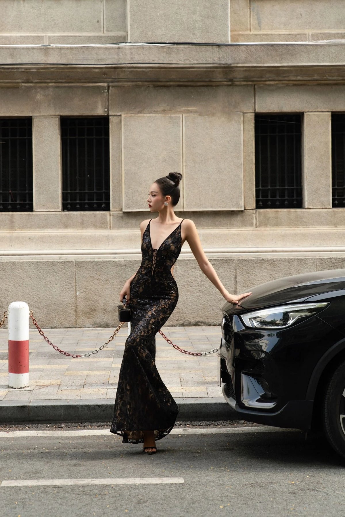 CHARMANINE BLACK LACE Dress