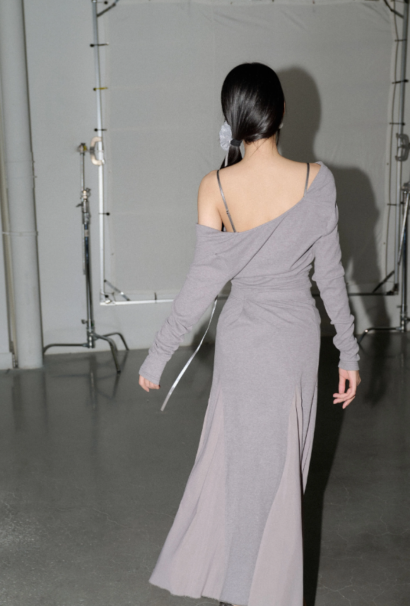 OLIVIA DUO Mermaid Hem Off-Shoulder Mesh Dress Set