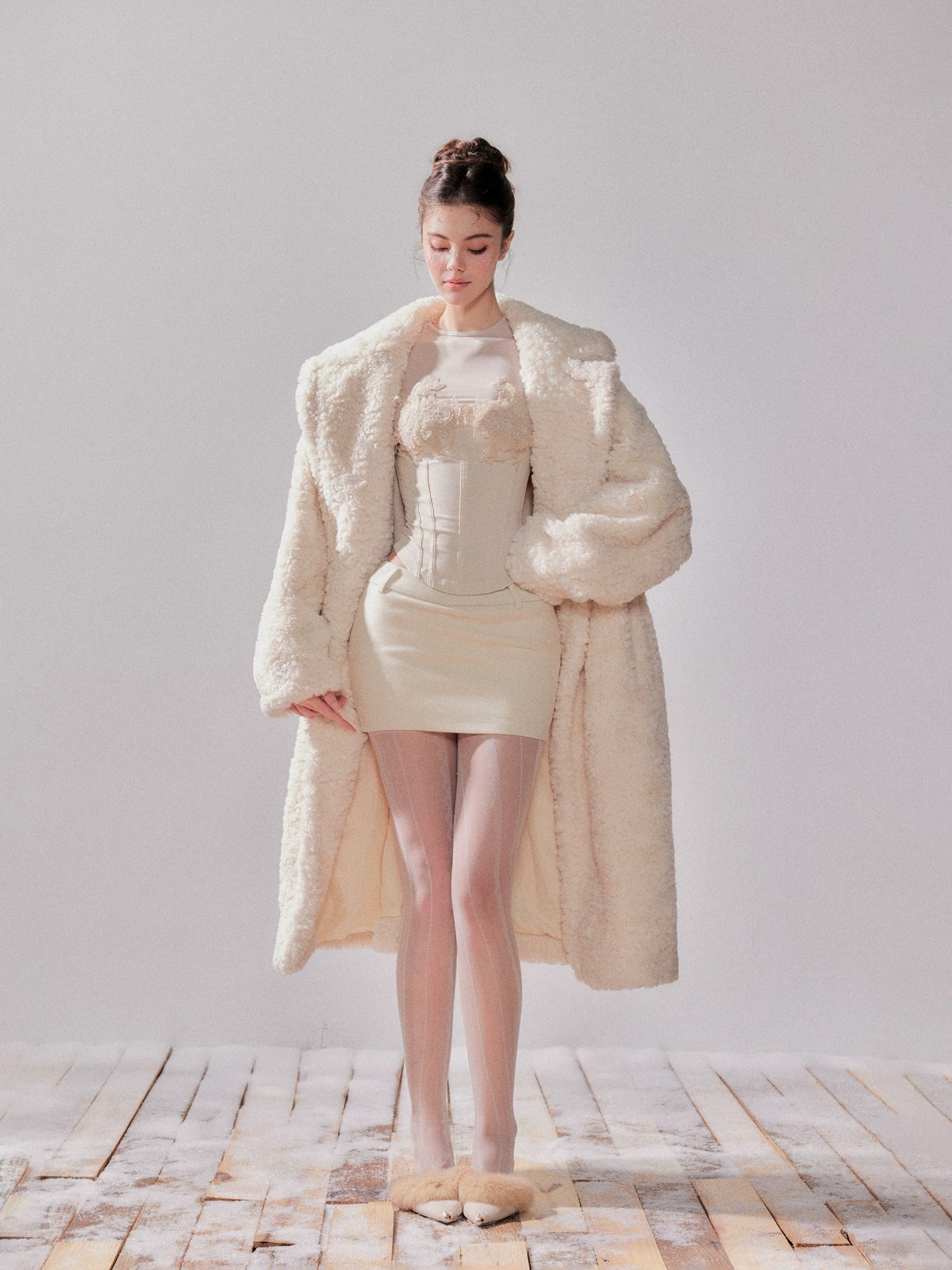 YZZI HE Silhouette lamb wool coat