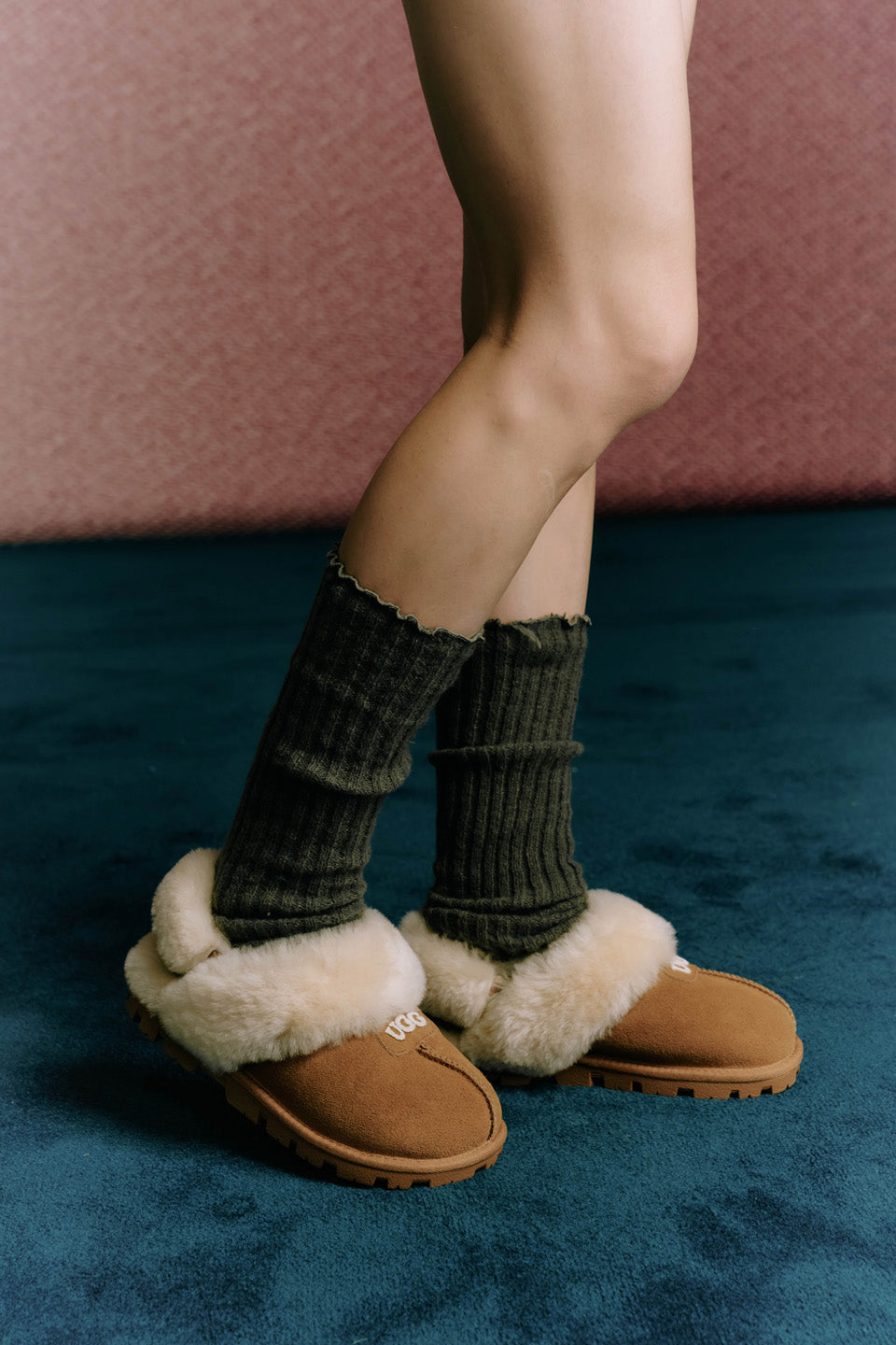 OZLANA UGG OZ3004 CLASSIC COQUETTE LOGO SLIPPER (DETACHABLE FEATURE)