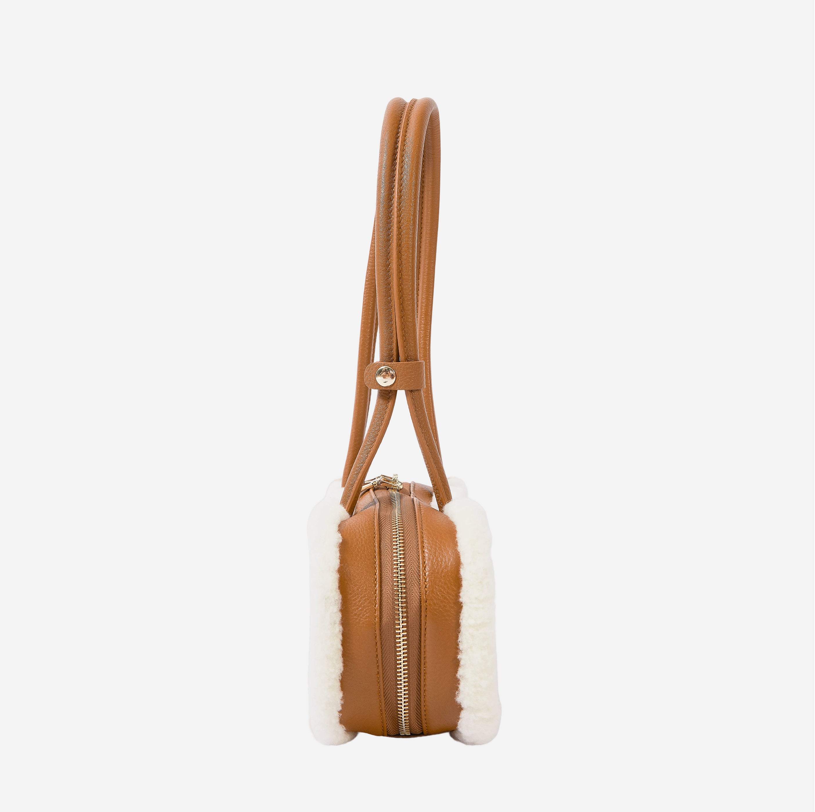 UGG OZ5001 LOGO LEATHER  BAG