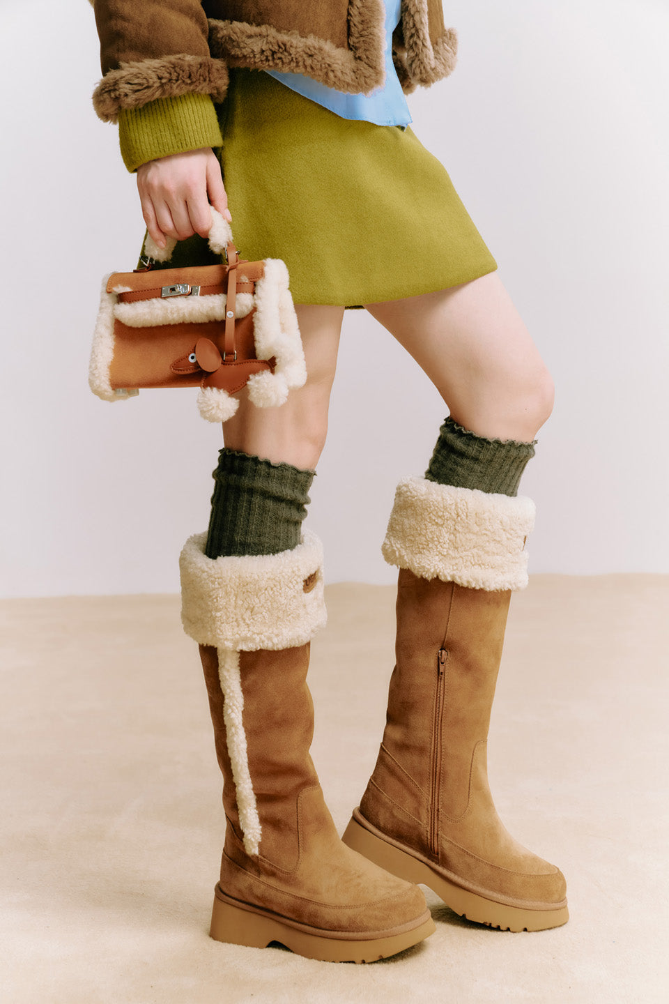 UGG OZ5005 MINI SHEARLING HANDBAG