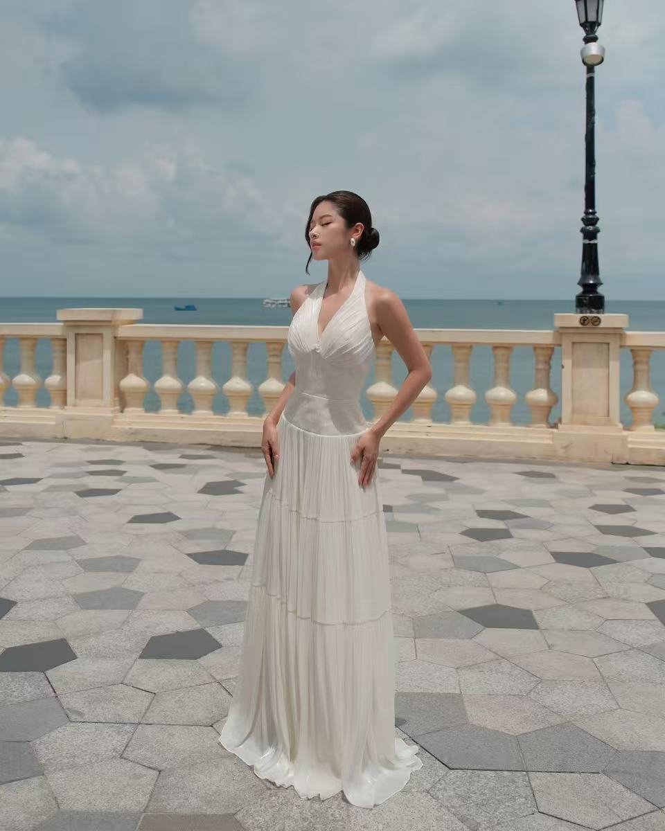 Lovelyn Odette Plissé Gown(2color)