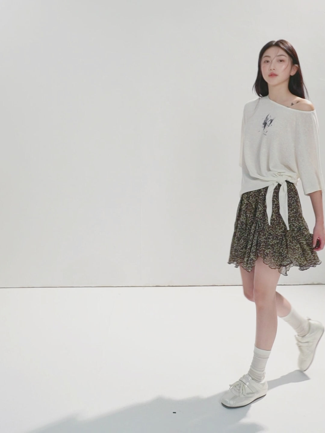 16DEWS 16D25078 Irregular Hem A-Line Ruffled Short Skirt
