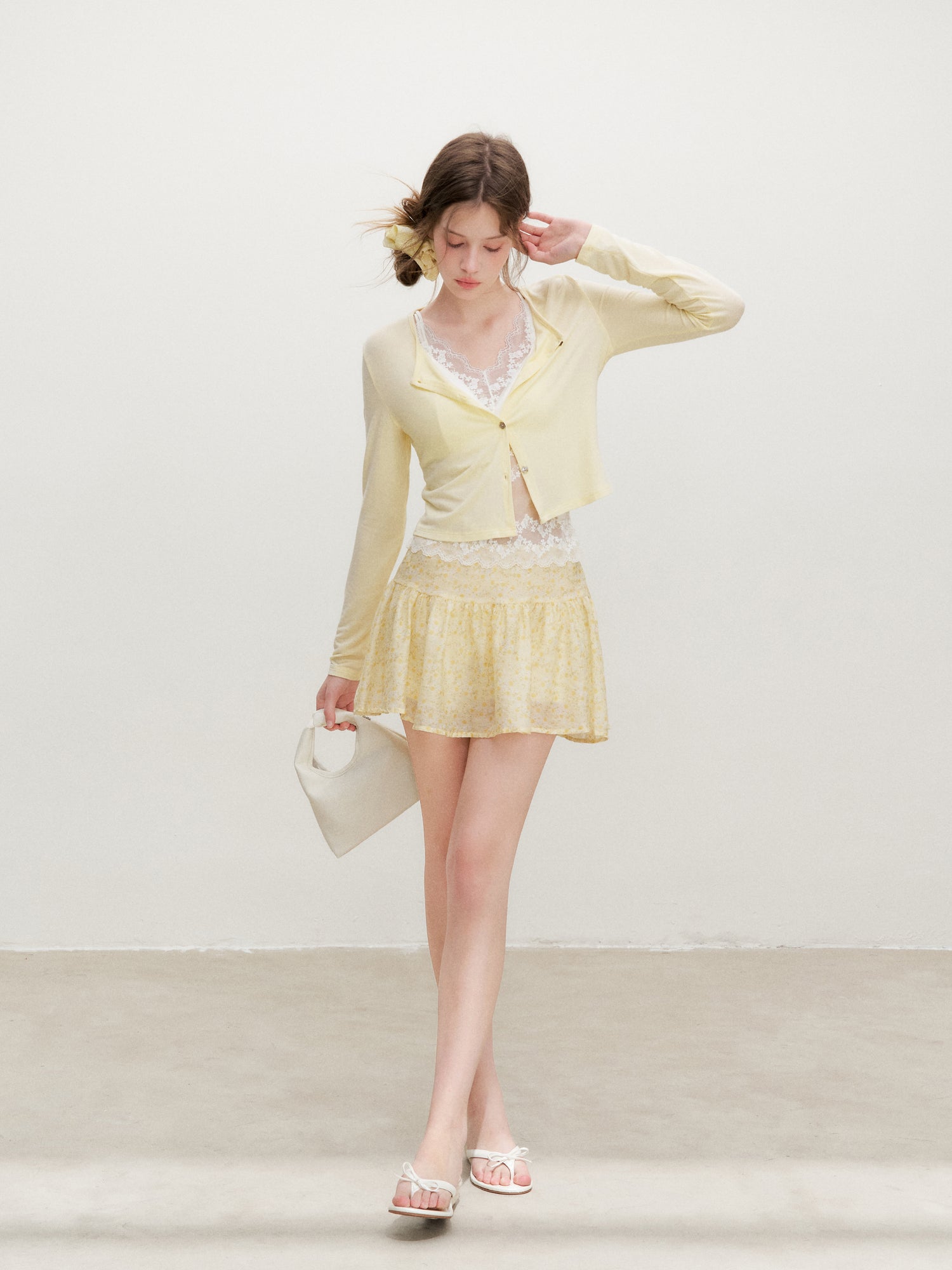 16DEWS 16D26356 Lively Floral A-Line Skirt