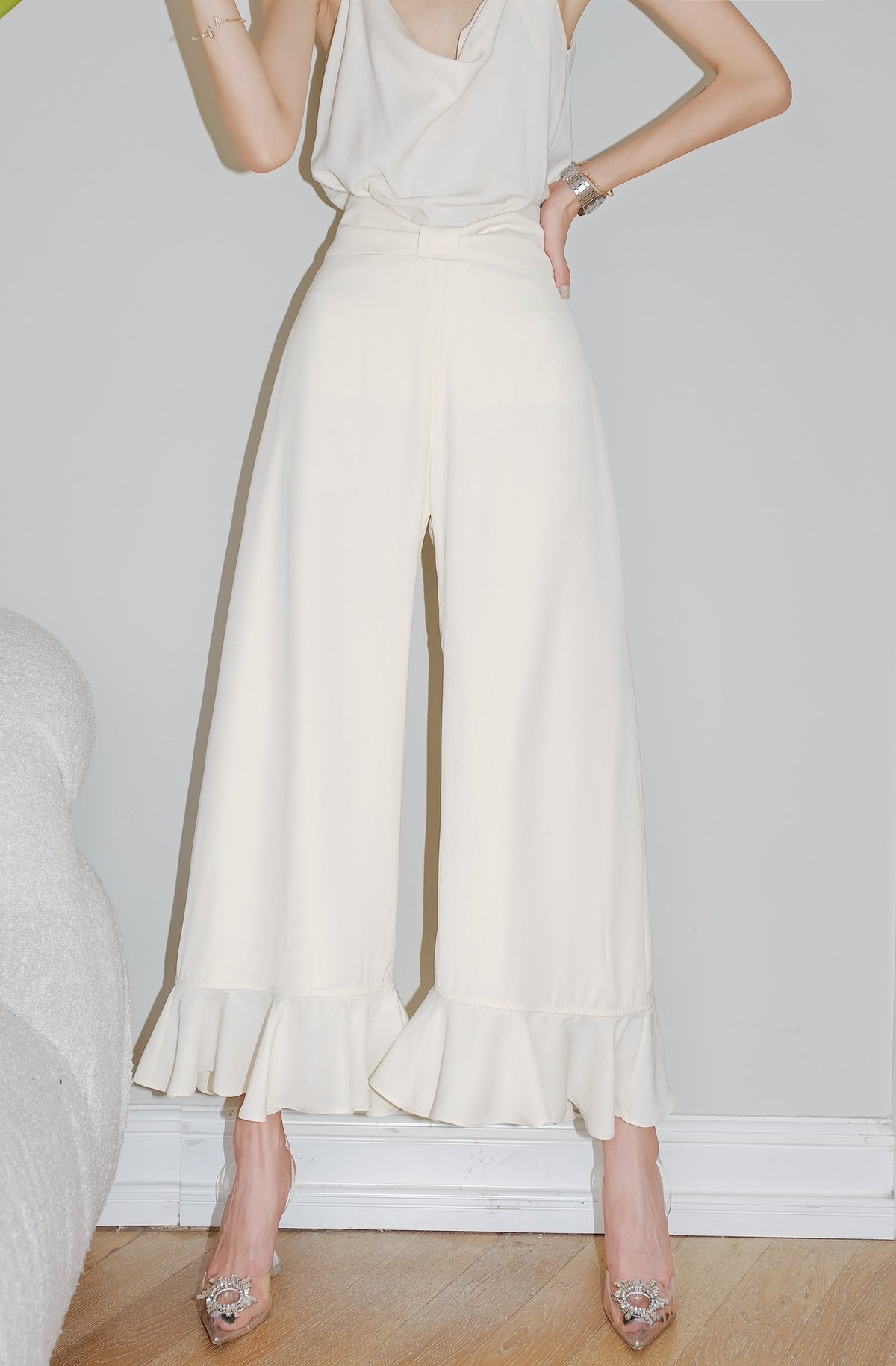 Masion Wester Beige Sling Set