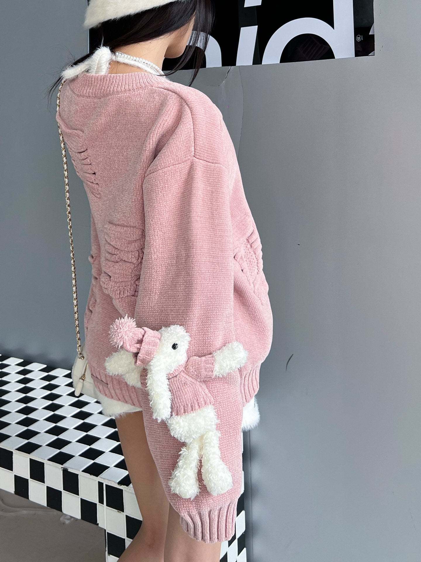 13DE MARZO Letter Weave Knit Cardigan