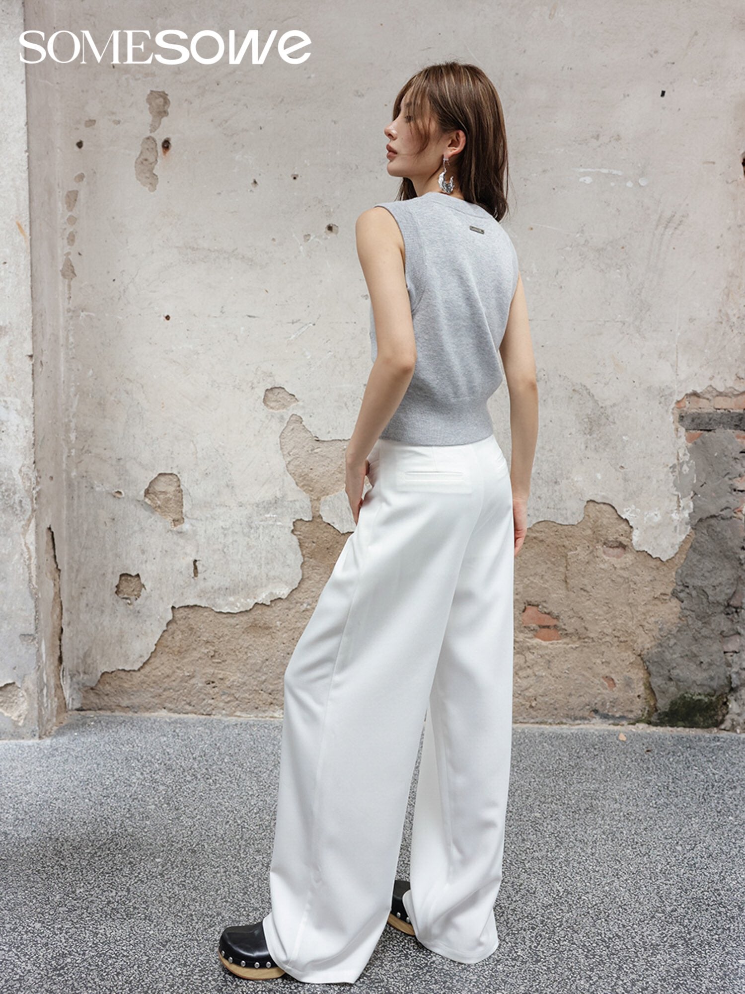 SOMESOWE Minimalist drape wide leg suit pants