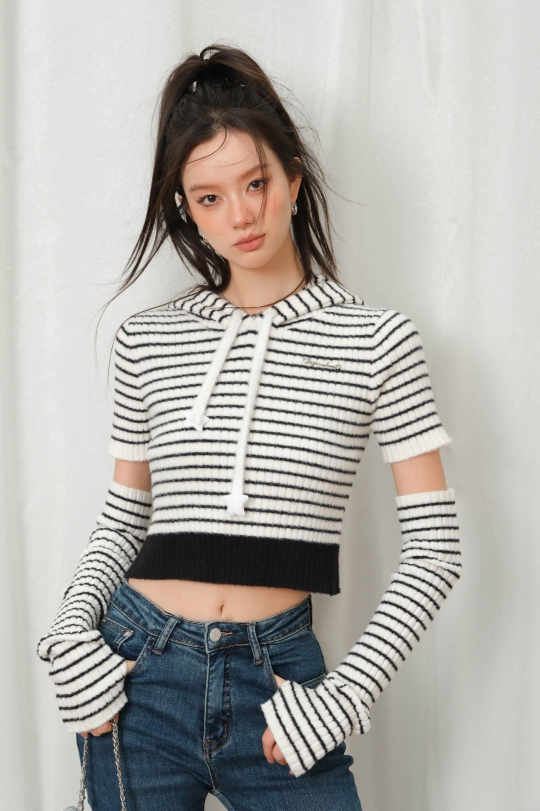 LAFREEDOM SLEEVE STRIPE HOODIE KNIT TOP