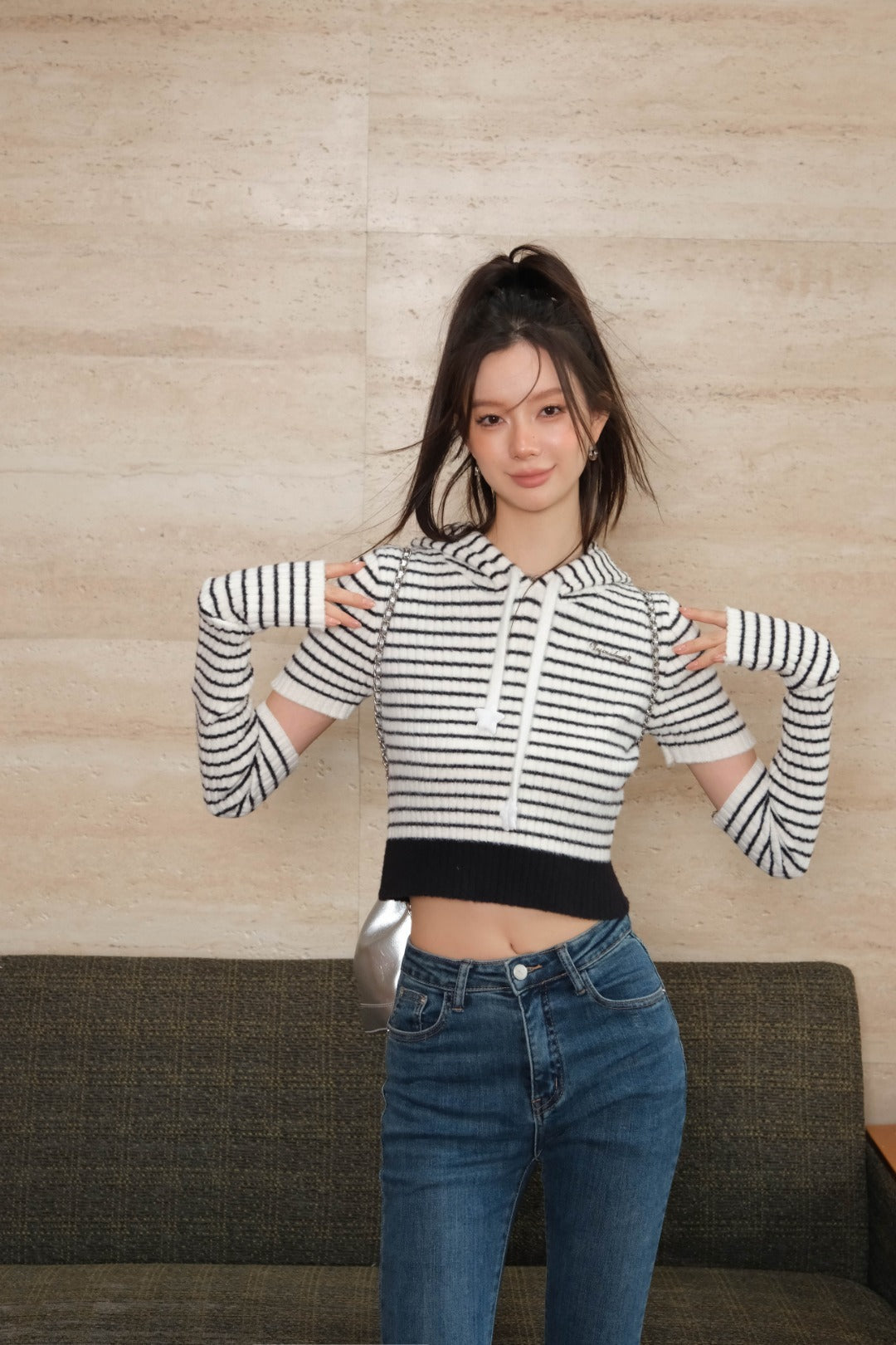 LAFREEDOM SLEEVE STRIPE HOODIE KNIT TOP