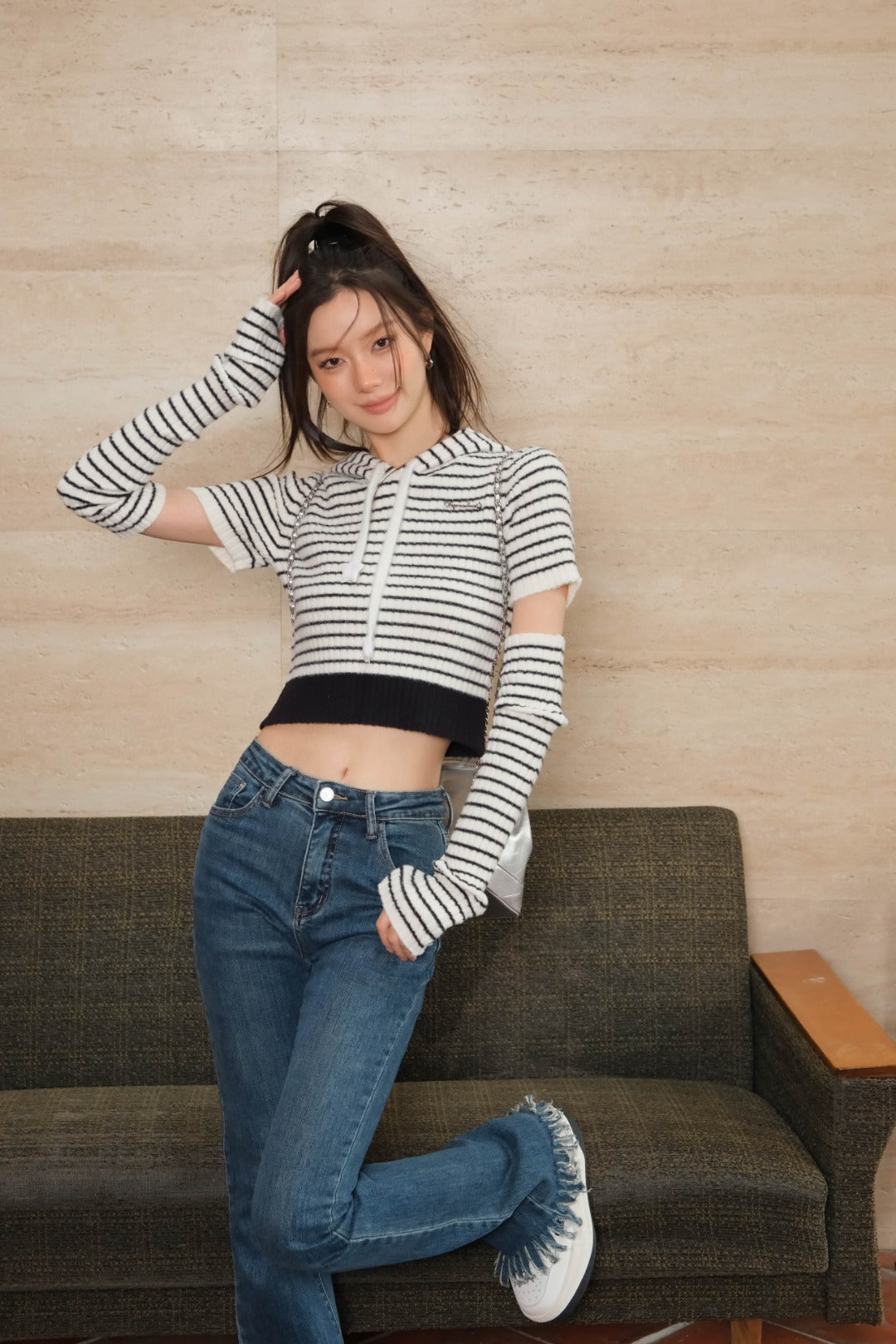 LAFREEDOM SLEEVE STRIPE HOODIE KNIT TOP