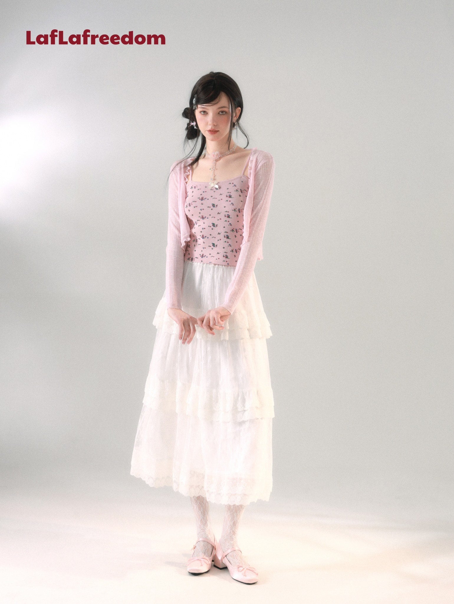 LAFREEDOM SALE Knit Floral Camisole and Cardigan Two-Piece Set