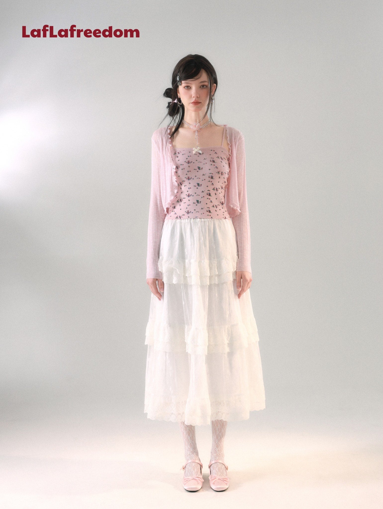 LAFREEDOM SALE Knit Floral Camisole and Cardigan Two-Piece Set