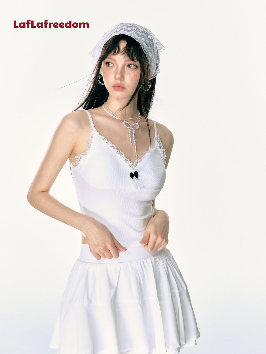 Lafreedom Lace Bow Slip Top(2color)