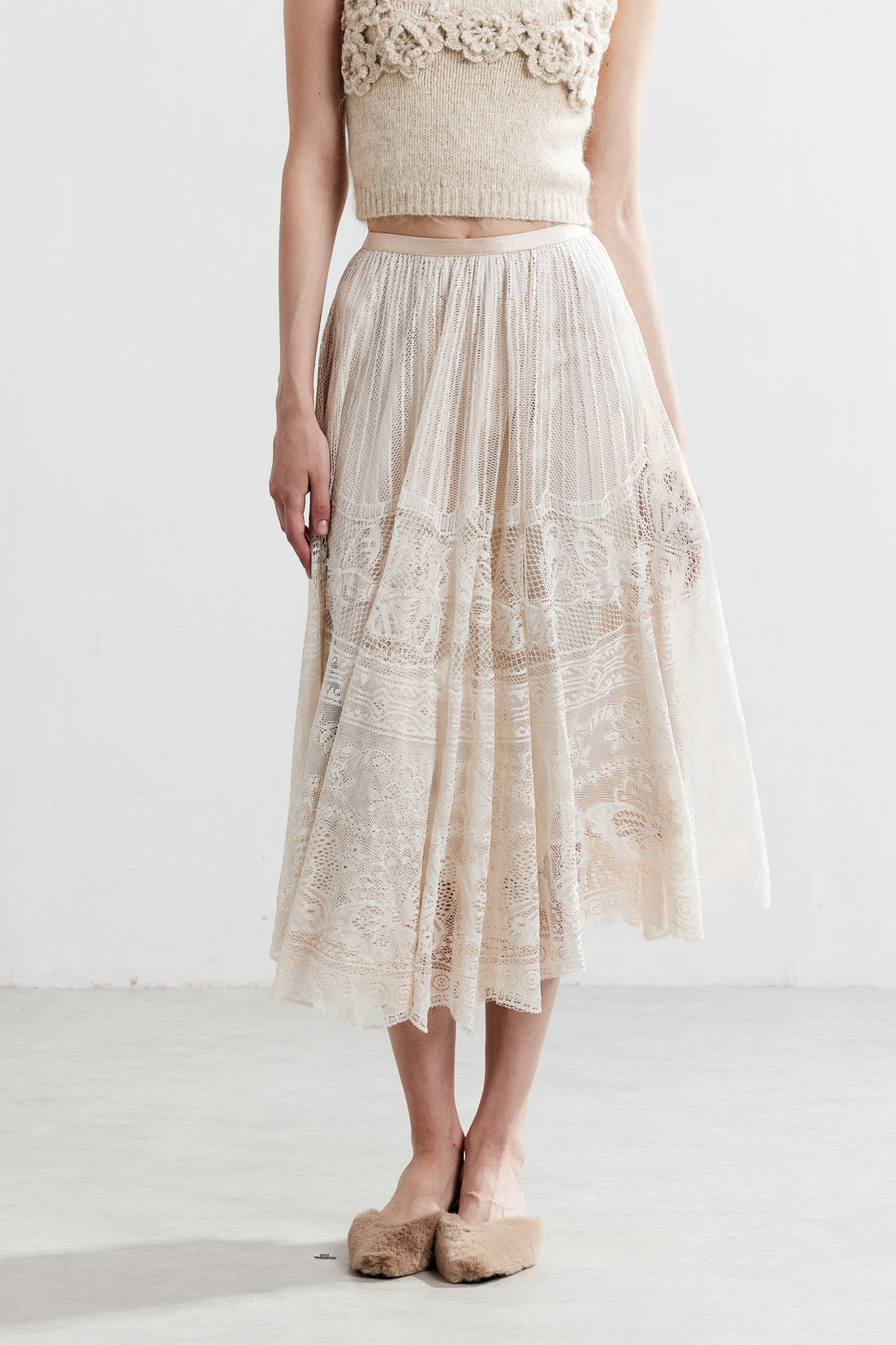 LJOS Soft Lace Skirt