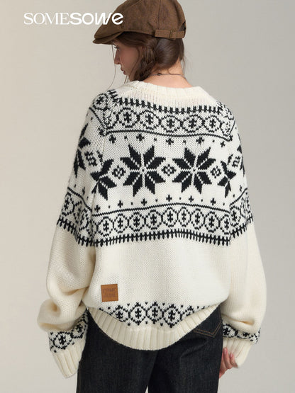 SOMESOWE Twist Contrat Sweater