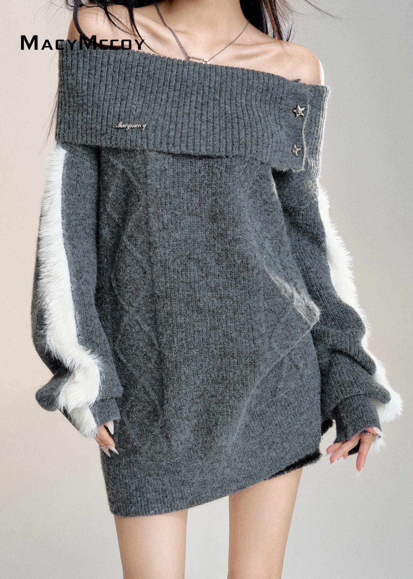 MacyMccoy 24FW Grey Off-shoulder Sweater