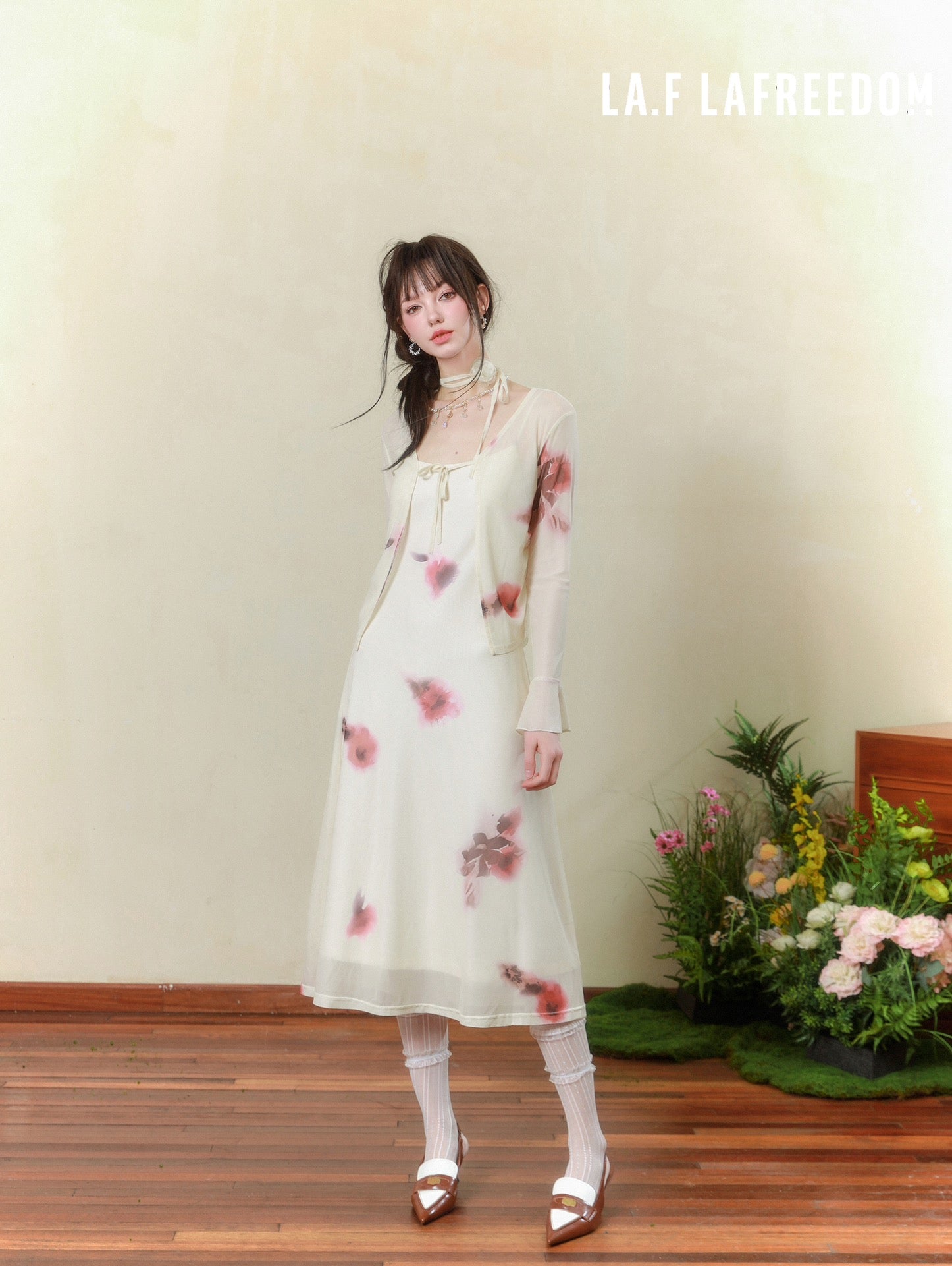 Lafreedom SALE LAF340328 Printed camisole dress cardigan two-piece set