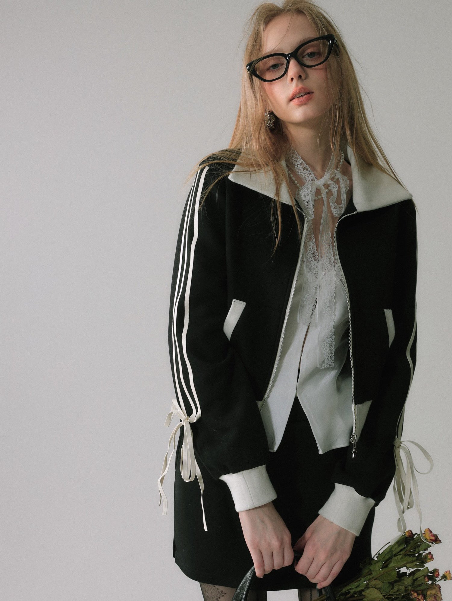Lafreedom SALE LAF340209&amp;LAF340210 Casual contrasting color strap bow jacket + skirt
