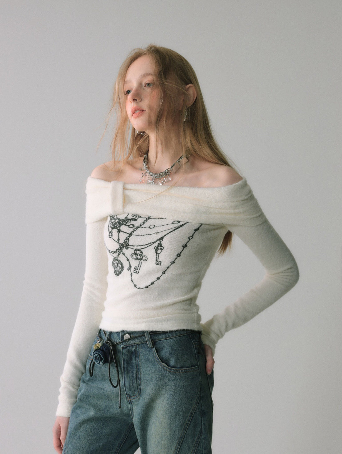 Lafreedom SALE LAF340208 Off shoulder retro printed slim fit top