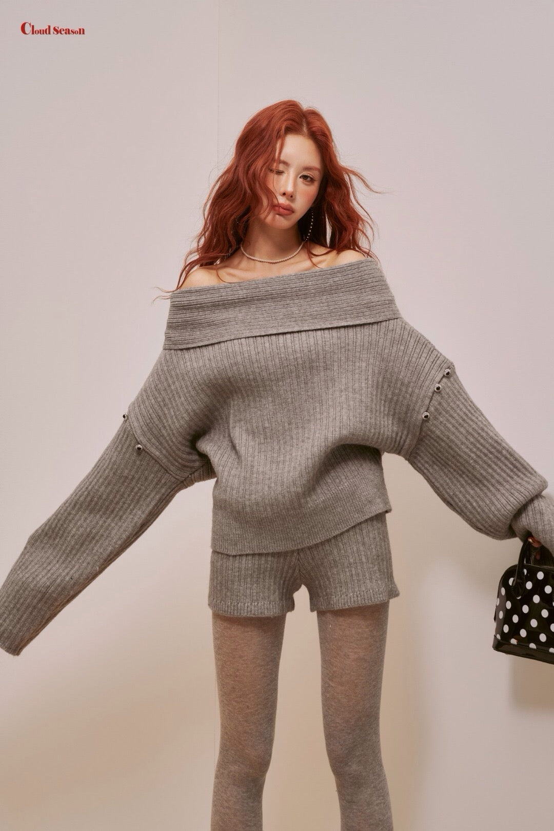 Cloud Season Off-Shoulder Oversized Gray Knit Set