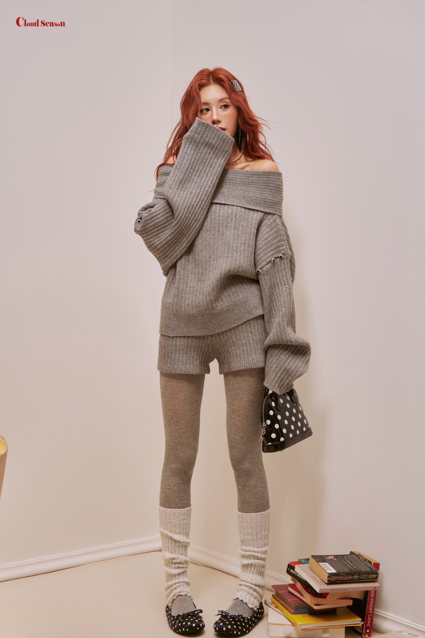 Cloud Season Off-Shoulder Oversized Gray Knit Set