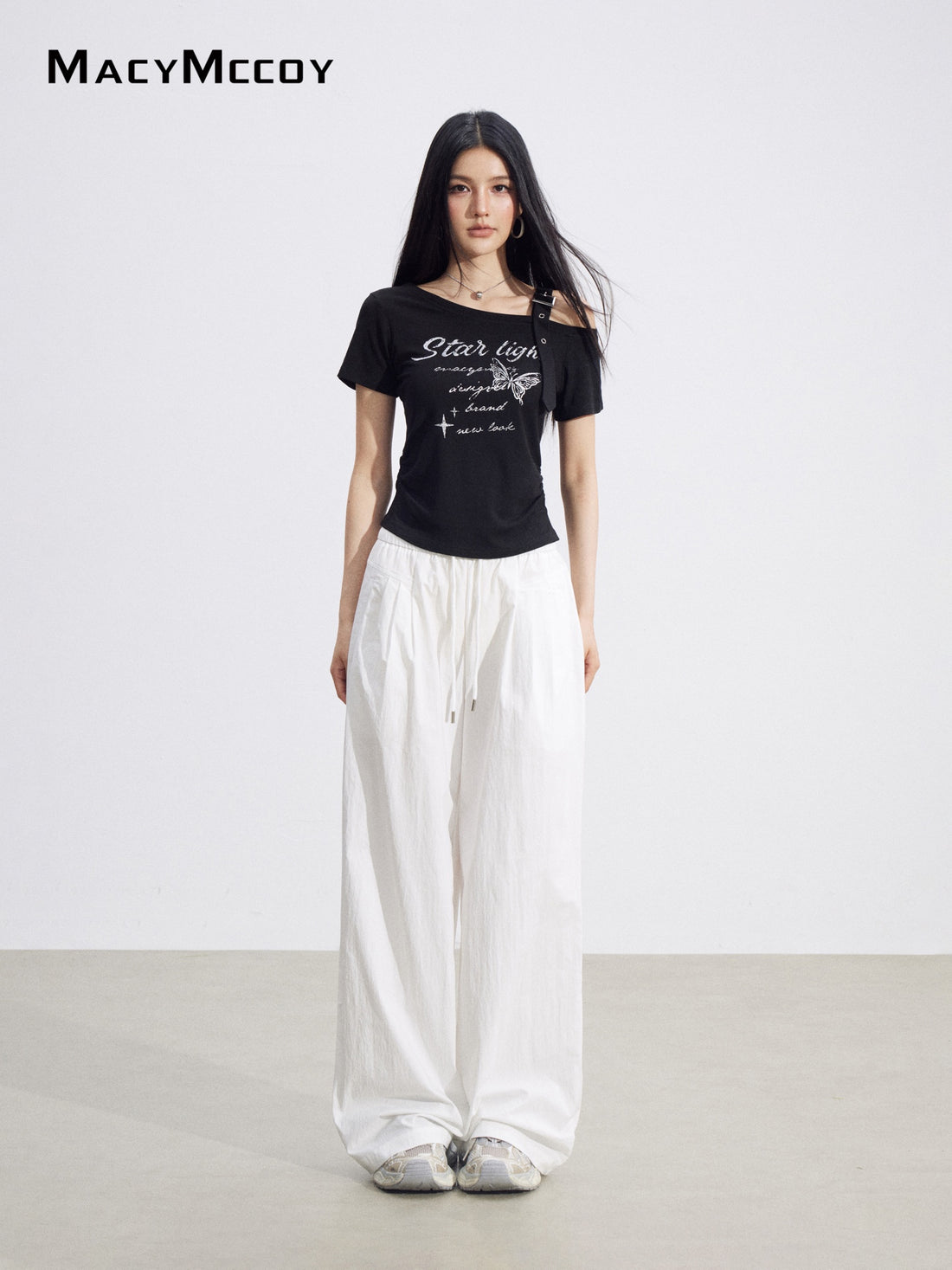 MacyMccoy MMC2026094 Off-Shoulder Butterfly Tee(2color)