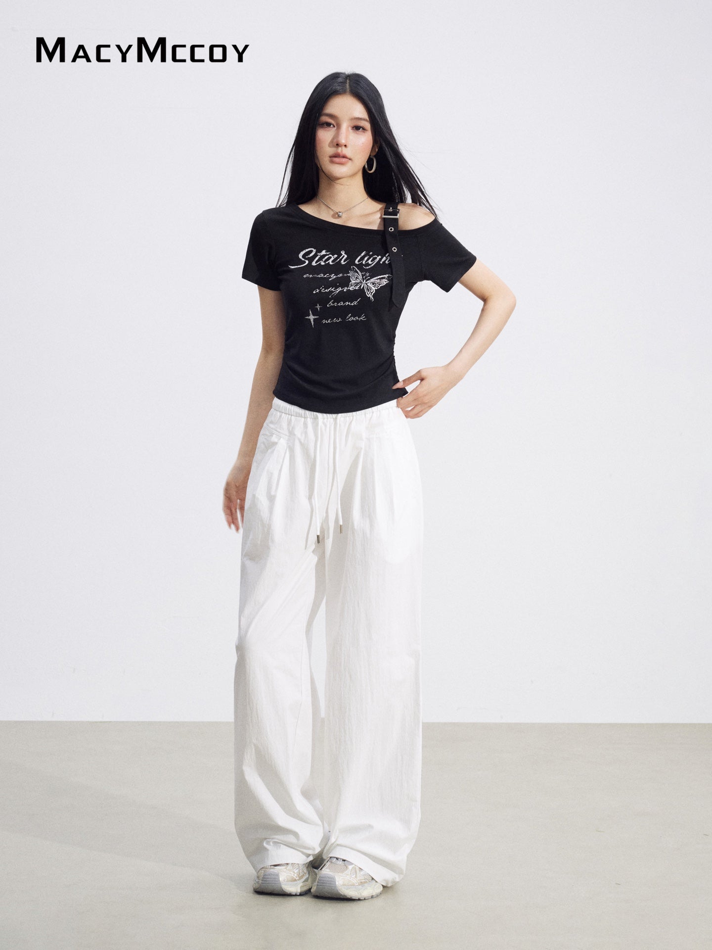 MacyMccoy MMC2026094 Off-Shoulder Butterfly Tee(2color)