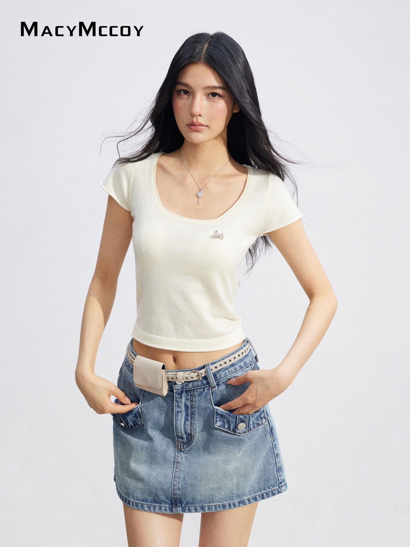 MacyMccoy MMC2026086  Basic U-Neck Top(4color)