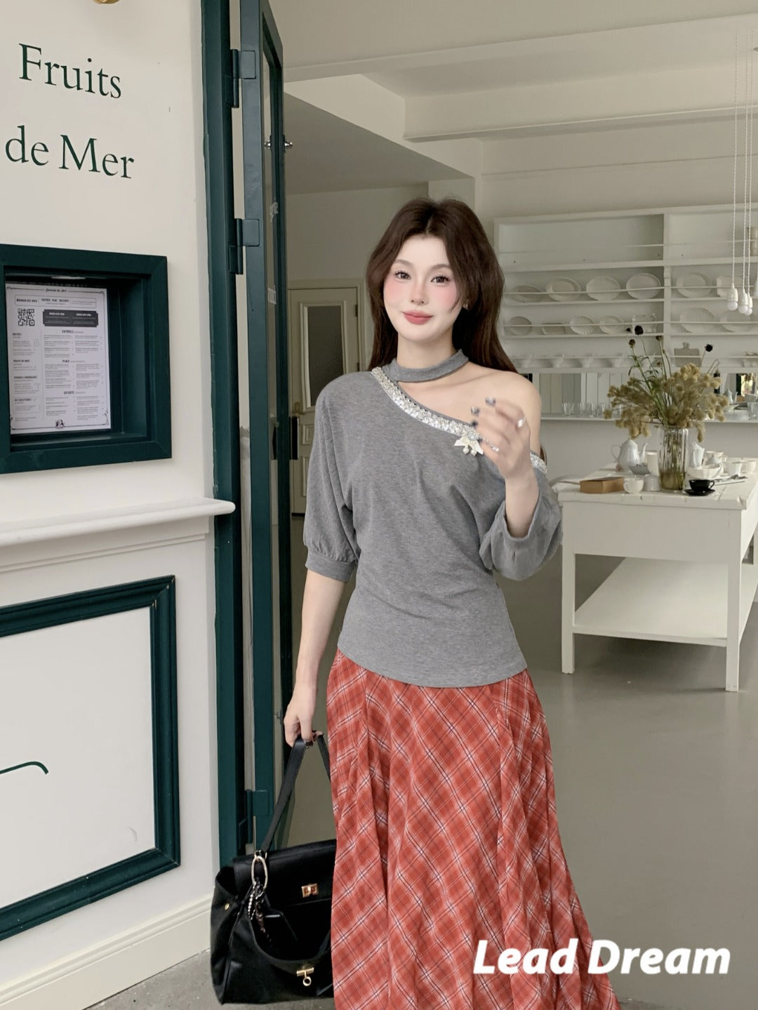 Leap Dream SALE ALD26001 Sequin One-Shoulder Halter Short Sleeve Top